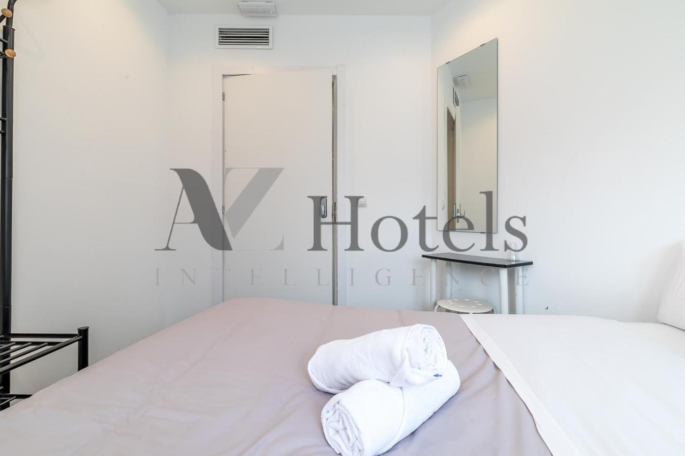 Ayz Ulises - Auto Check-In Property Madrid Extérieur photo