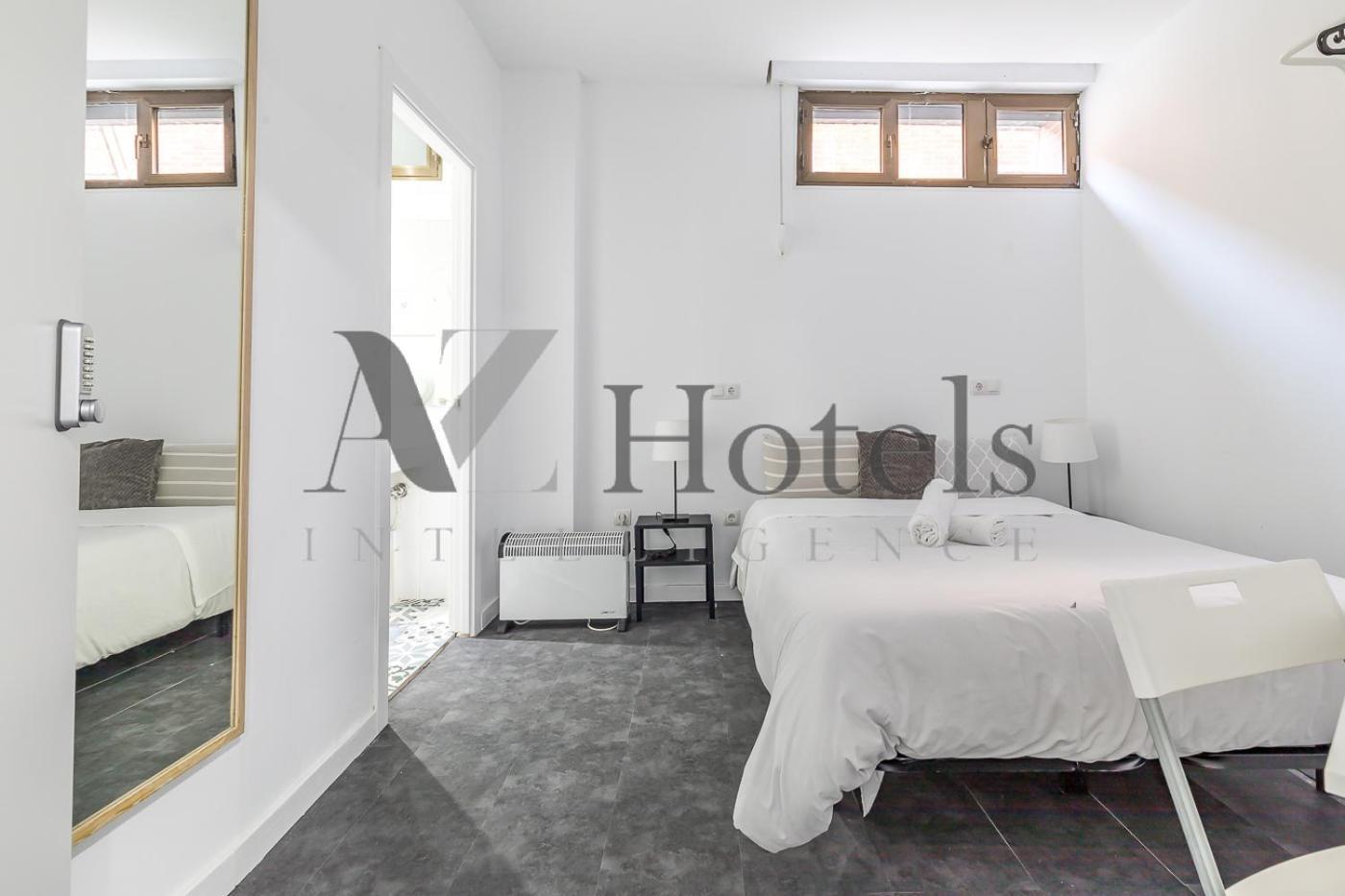 Ayz Ulises - Auto Check-In Property Madrid Extérieur photo
